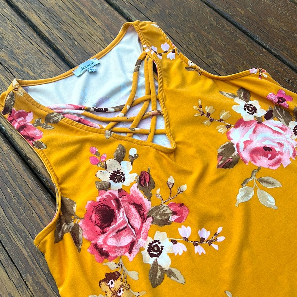 Floral Strappy Tank Top